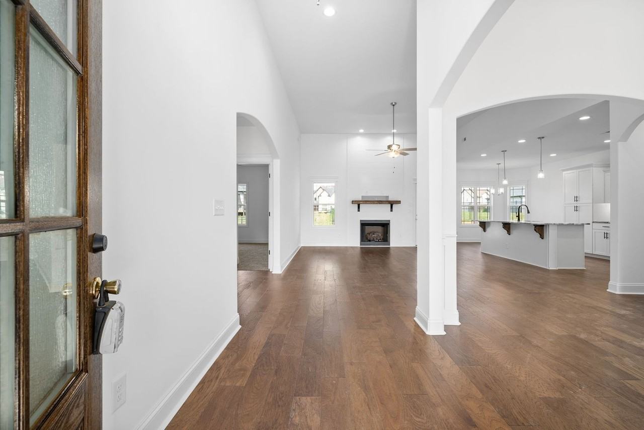 2940 Kirkwood Rd - Photo 2 of 35