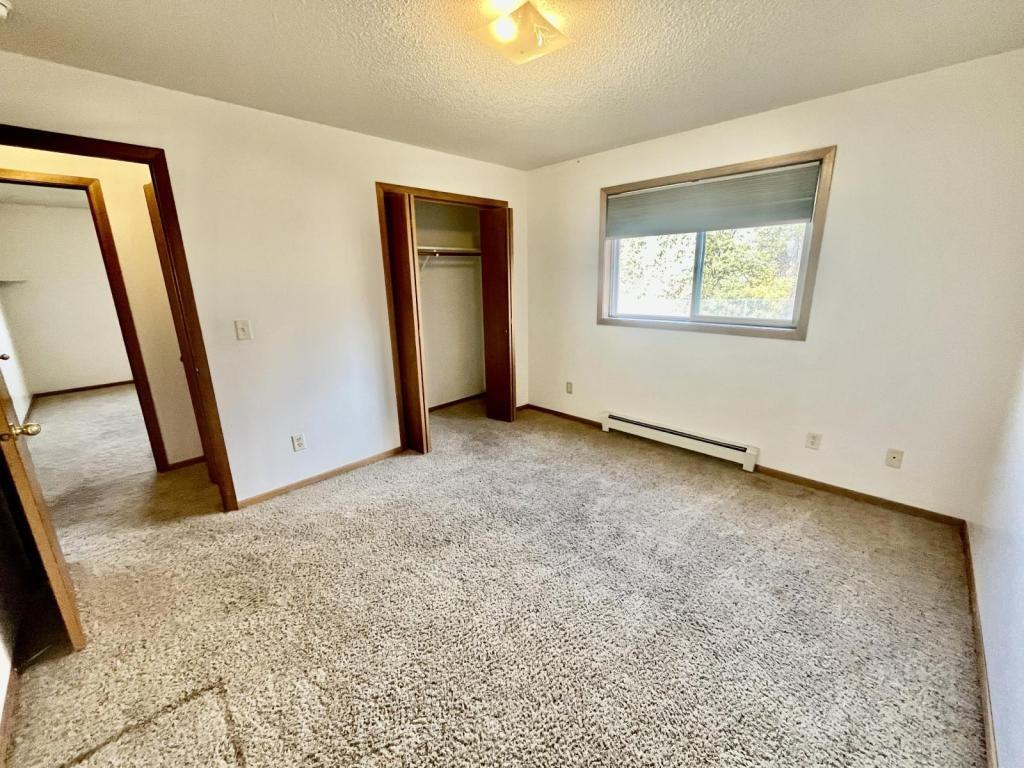 208 15th Street Northeast - Photo 6 of 10