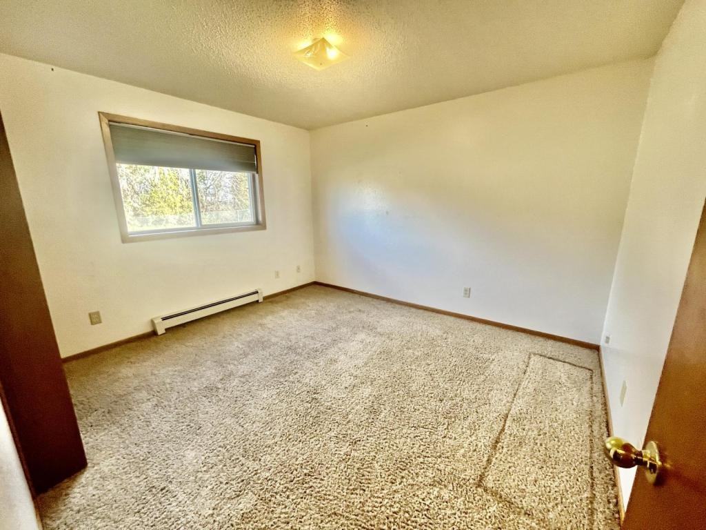 208 15th Street Northeast - Photo 7 of 10