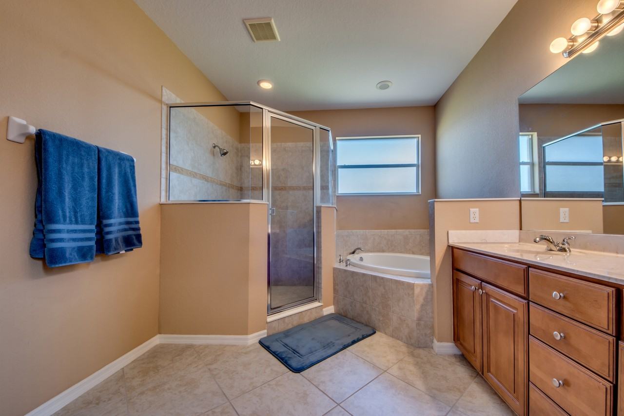 20007 Larino Loop #1 - Photo 3 of 33