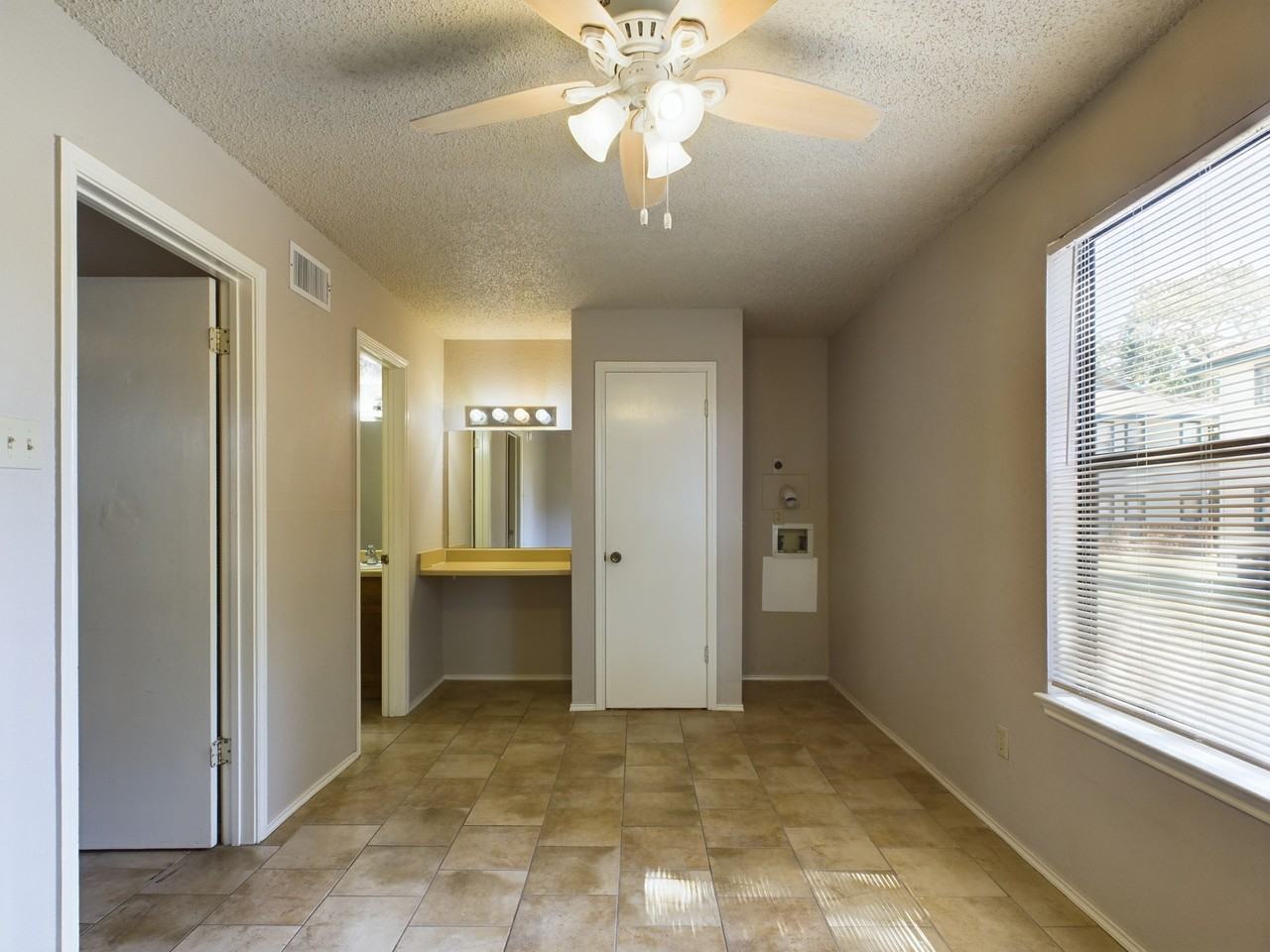 295 Billie Drive #11 - Photo 3 of 9