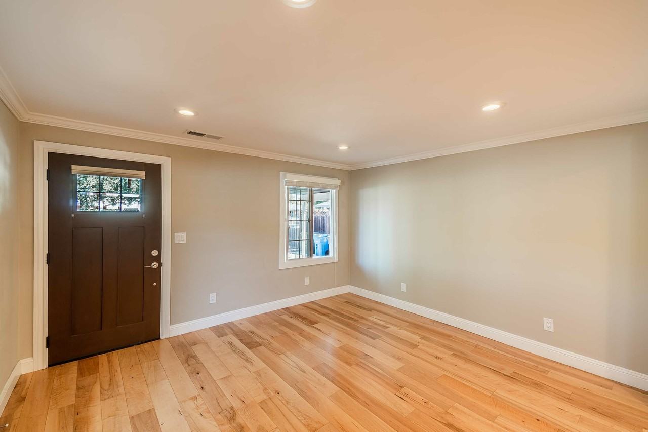 710 5th Ave - Photo 3 of 17