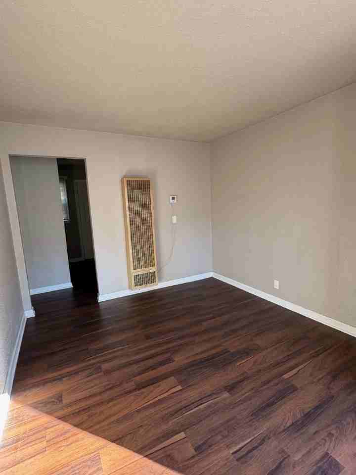 2564 N Wellington Pl - Photo 2 of 6