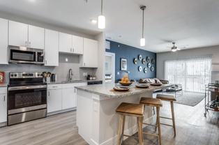 8422 South Congress Avenue - Photo 1 of 1