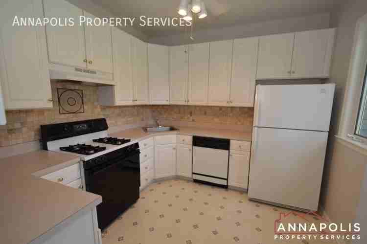 636 Oakland Hills Dr - Photo 2 of 20