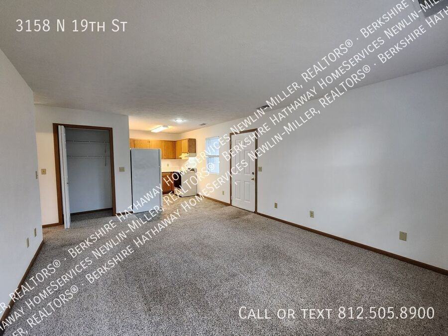 3158 N 19th St - Photo 2 of 7