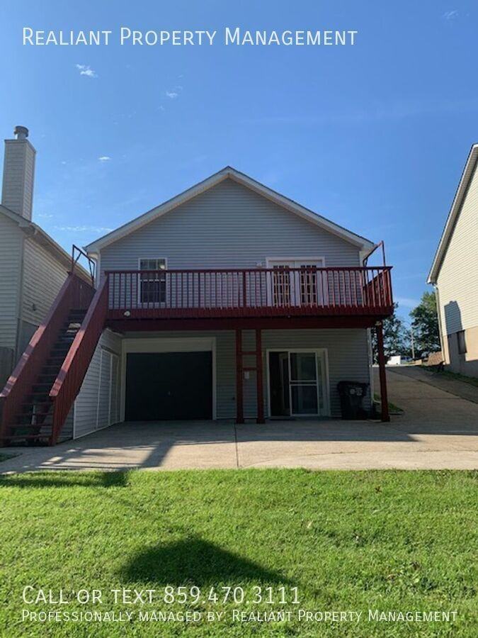 353 Chase Pl - Photo 2 of 19