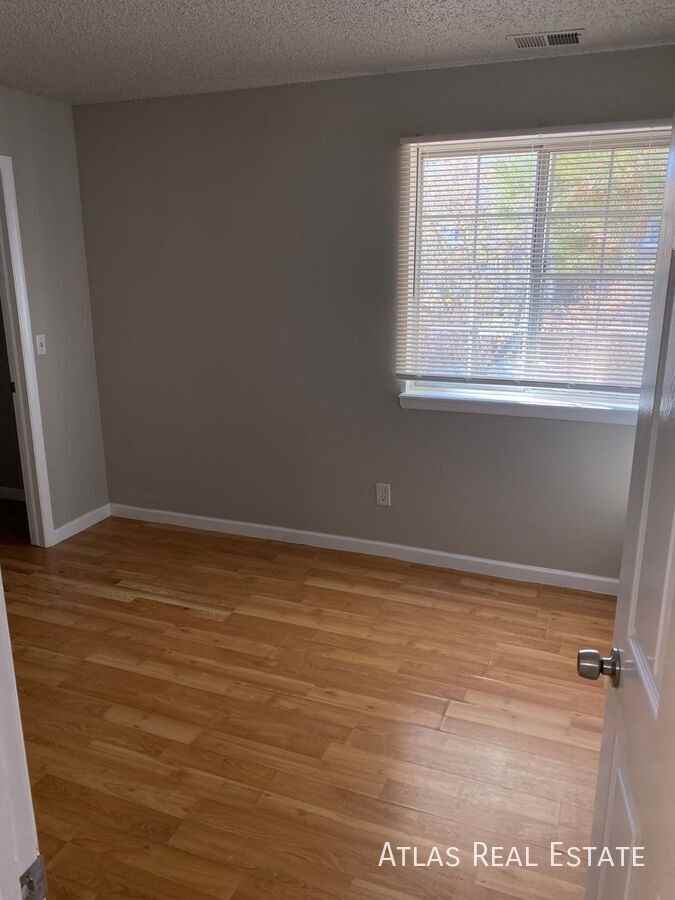 851 S Uravan Ct #B - Photo 7 of 16