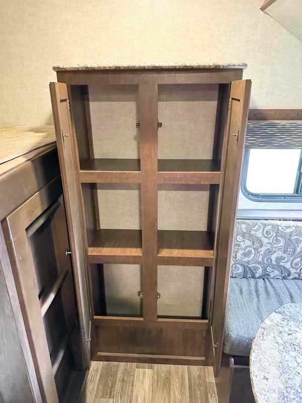 6343 Mark Ln - Photo 7 of 22