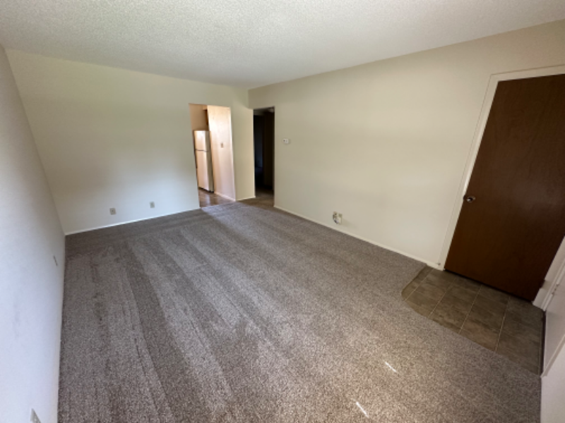 711 Devonshire Dr #711 - Photo 3 of 10