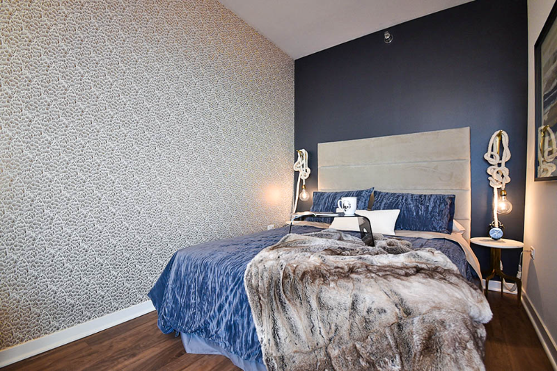 801 W Madison St - Photo 5 of 13