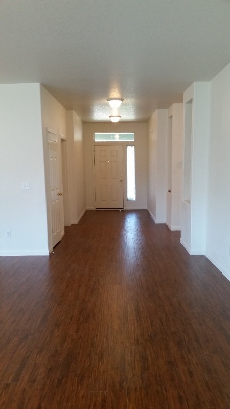 345 Churchill Downs St Se - Photo 2 of 9