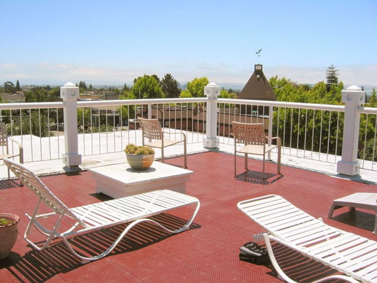 1385 Shattuck Avenue - Photo 3 of 18