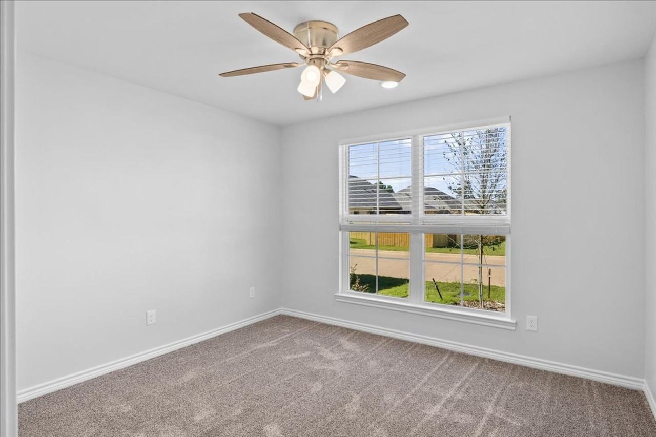 11500 Noble Young Blvd - Photo 6 of 50