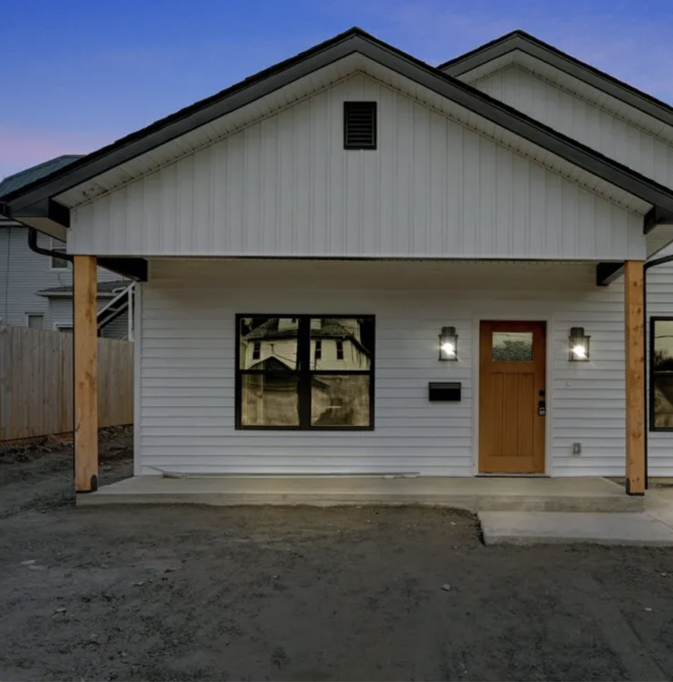 627 Prescott Avenue, Unit 1 - Photo 7 of 16