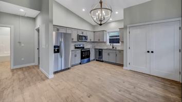 featured image of 627 Prescott Ave #1