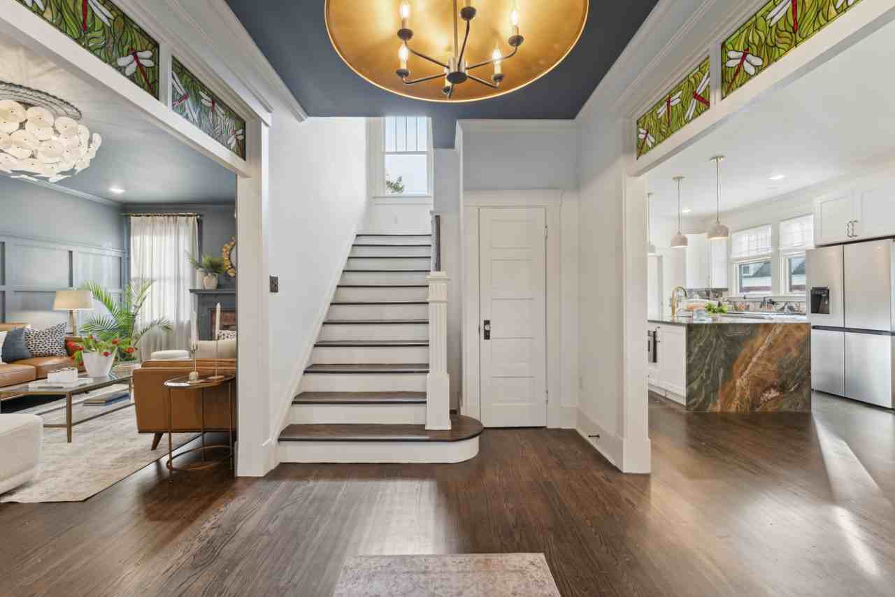 301 Washington Ave #NA - Photo 4 of 32