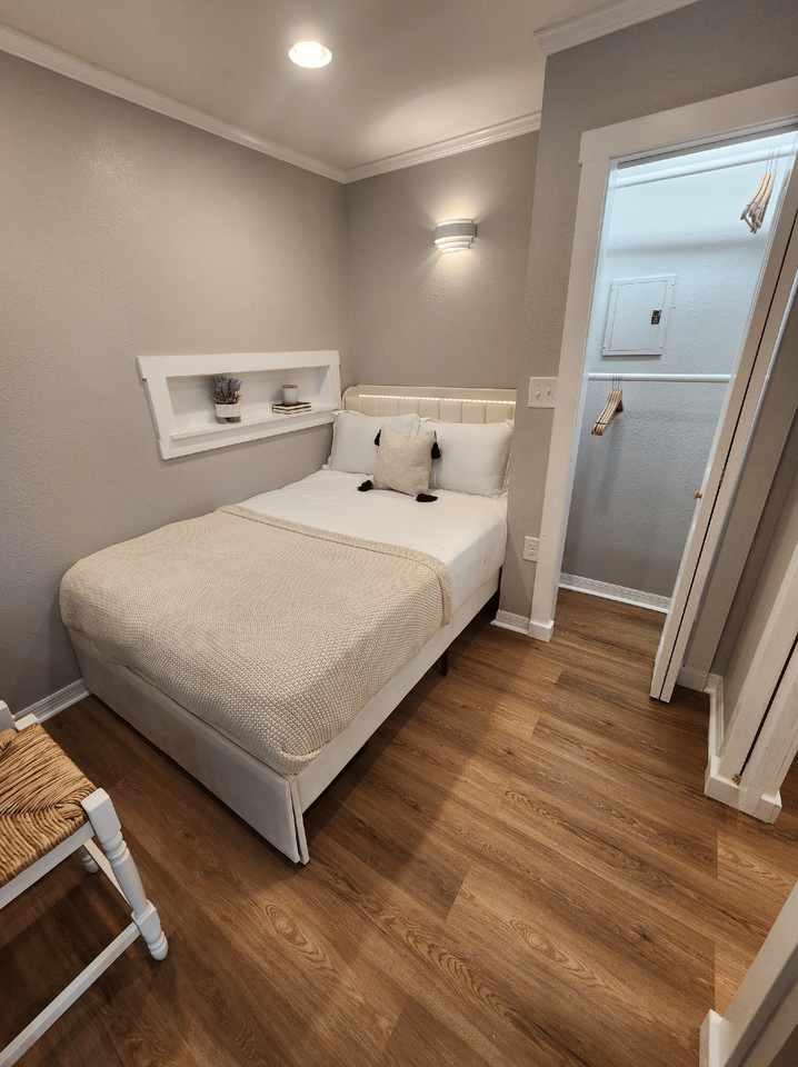 490 E Stanford St #B - Photo 7 of 7