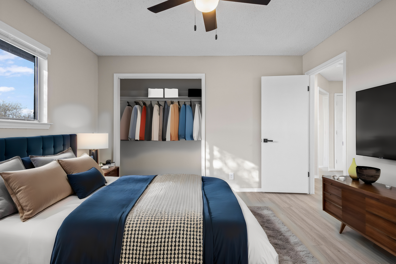 IConic Round Rock - Photo 2 of 38