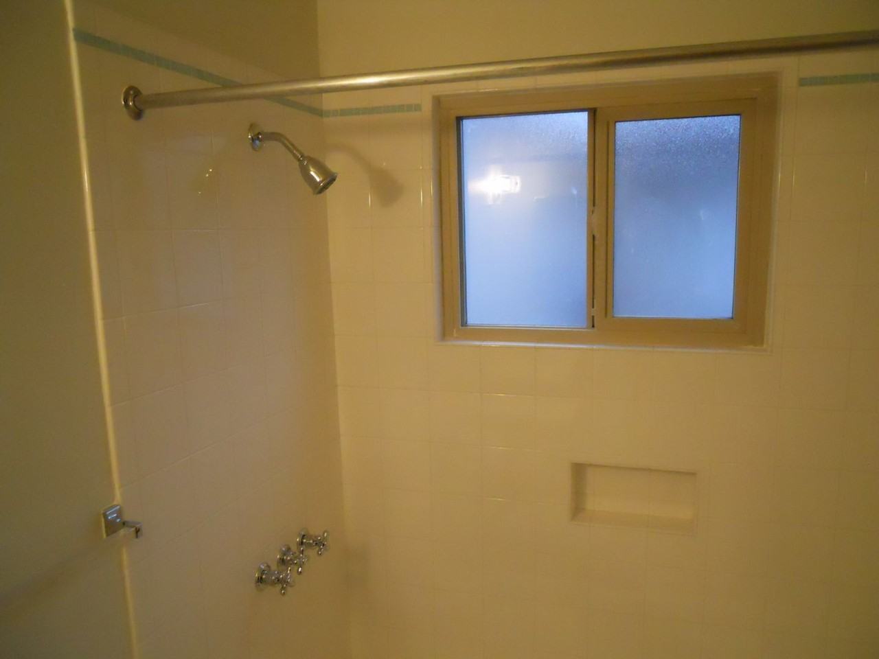 Glen Ellyn - Photo 6 of 32