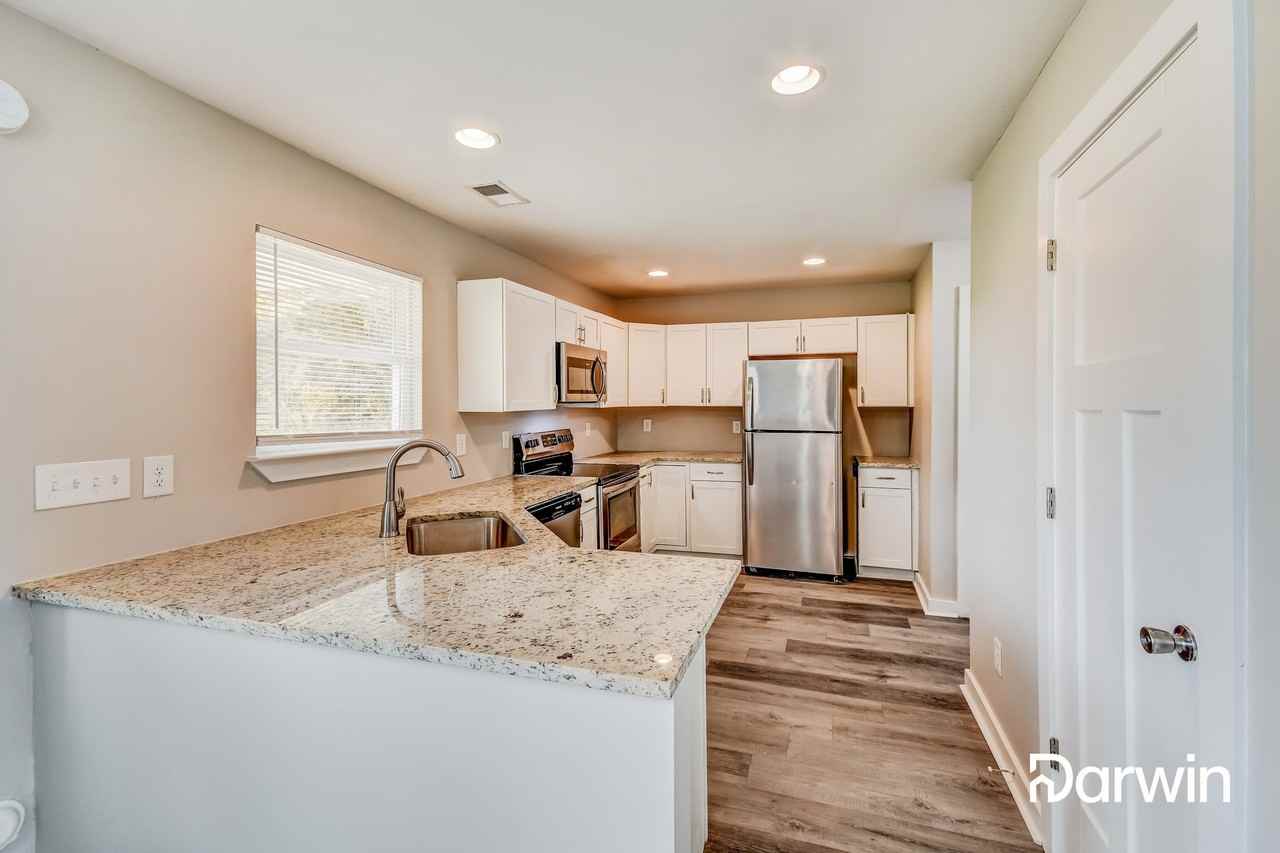 508 9th Ave - Photo 3 of 15