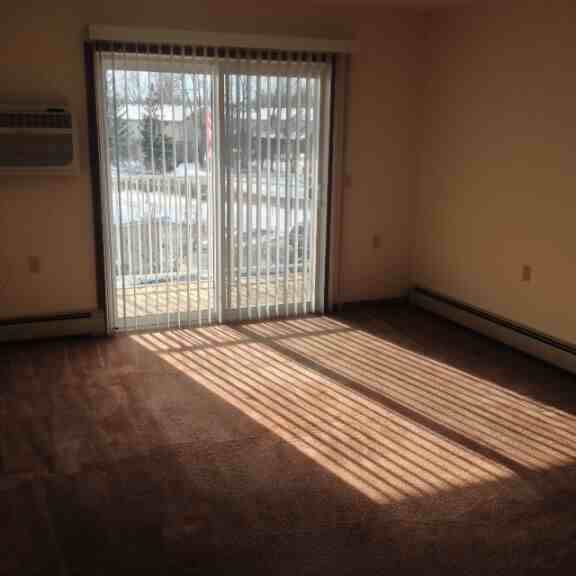 Meadowcrest Senior - Photo 3 of 17