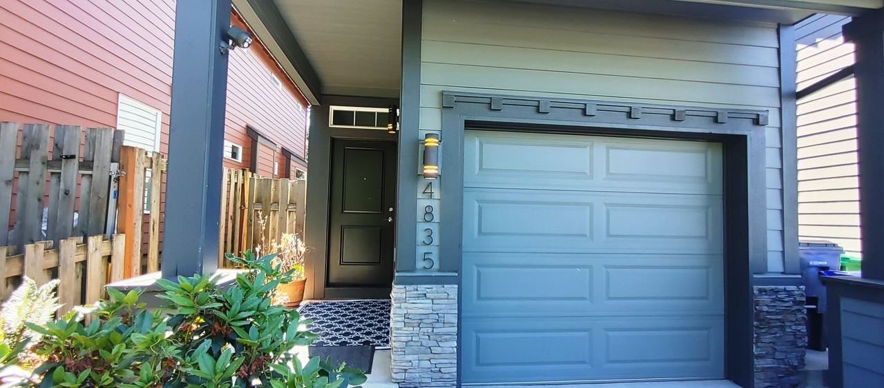 4835 Ne 101st Ave - Photo 3 of 27