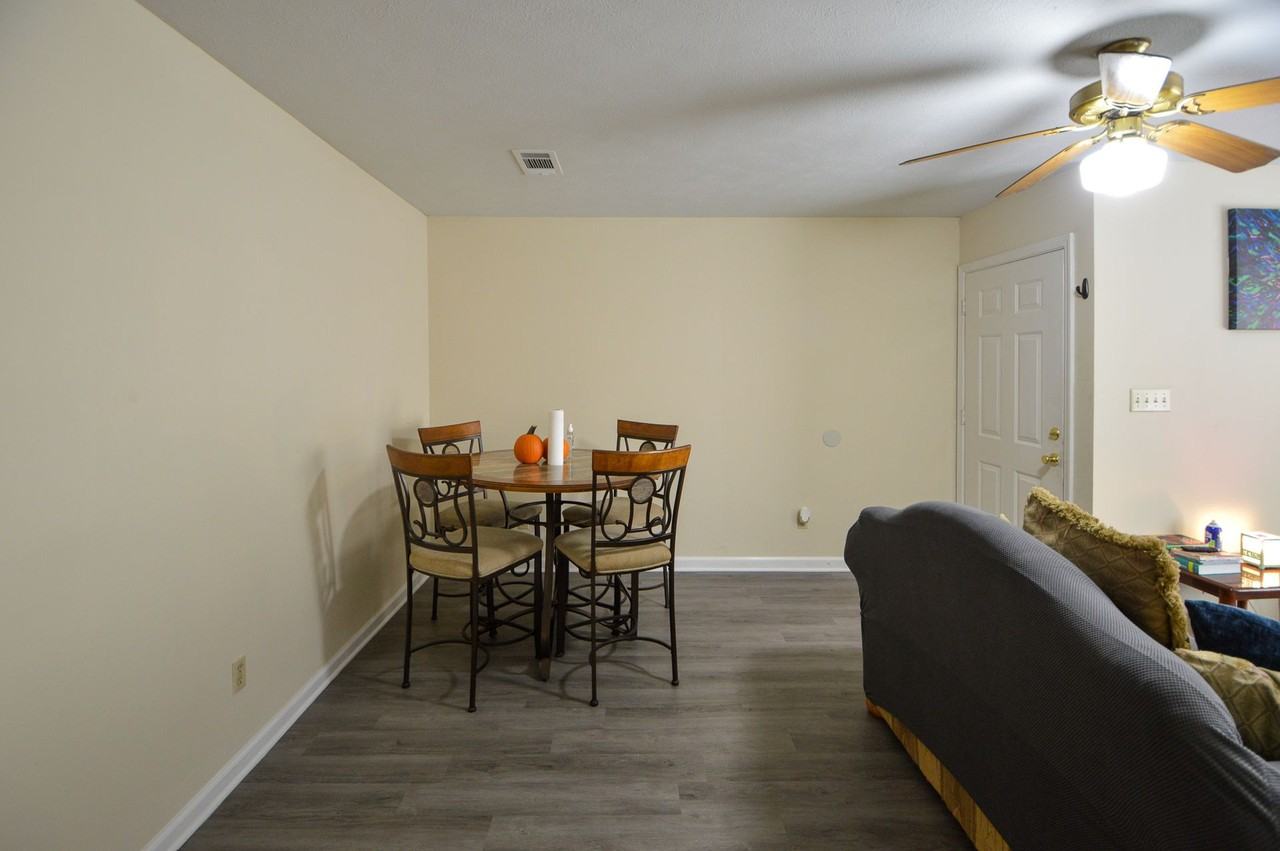 Gladney - Photo 4 of 11