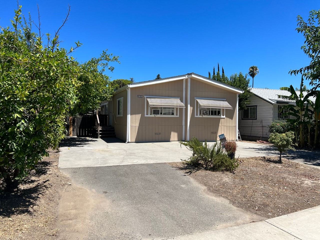 280 Capay Ave - Photo 2 of 20