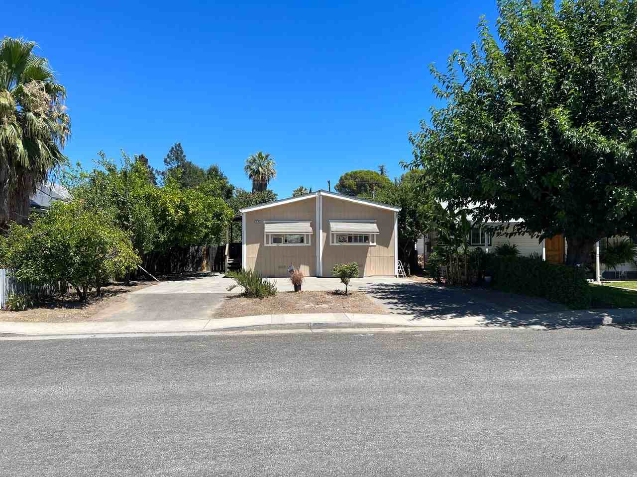 280 Capay Ave - Photo 3 of 20