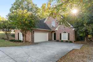 featured image of 213 Village St