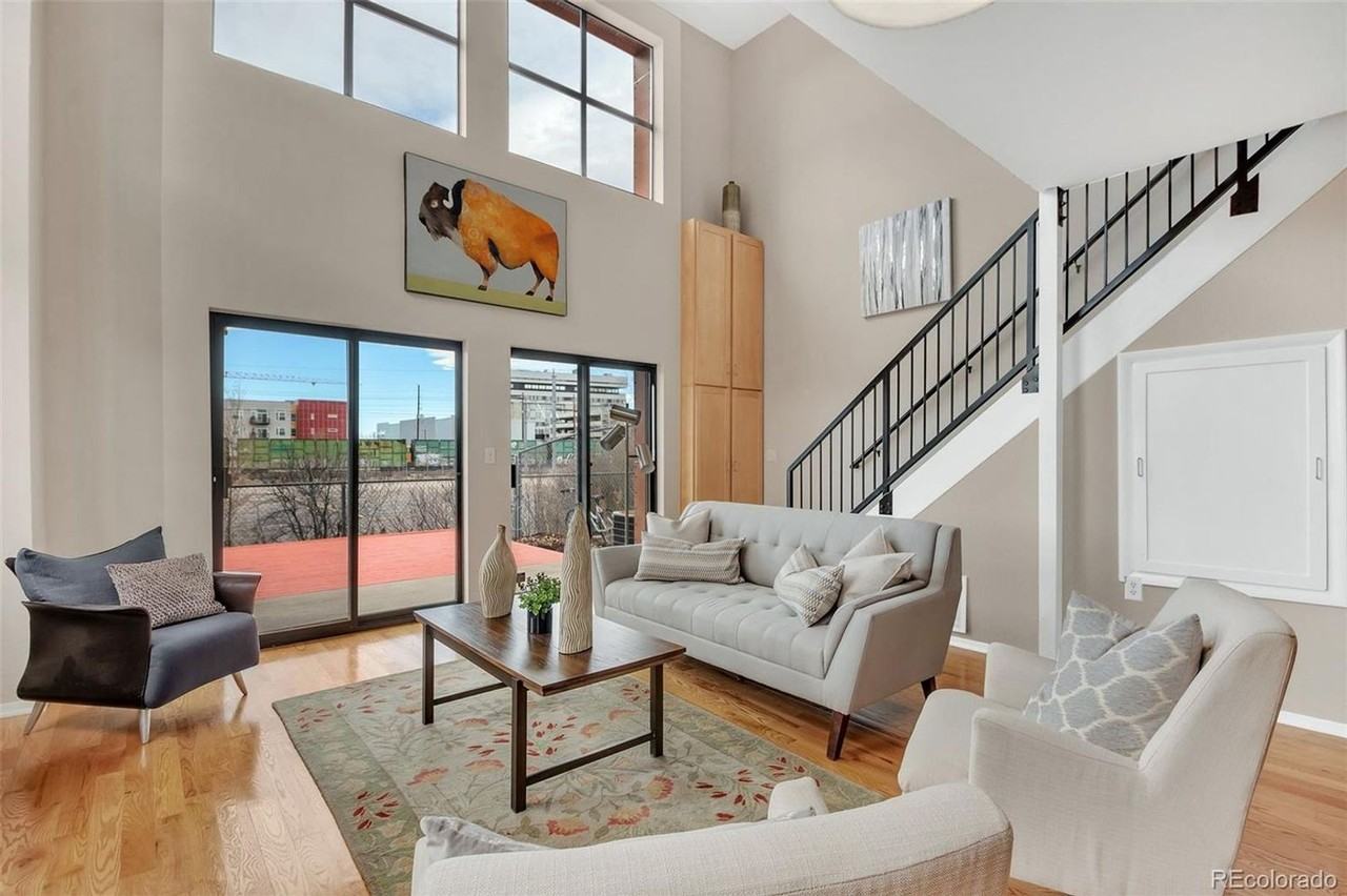 3245 Blake St - Photo 3 of 21