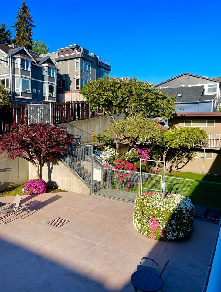 Queen Anne Terrace - Photo 5 of 5