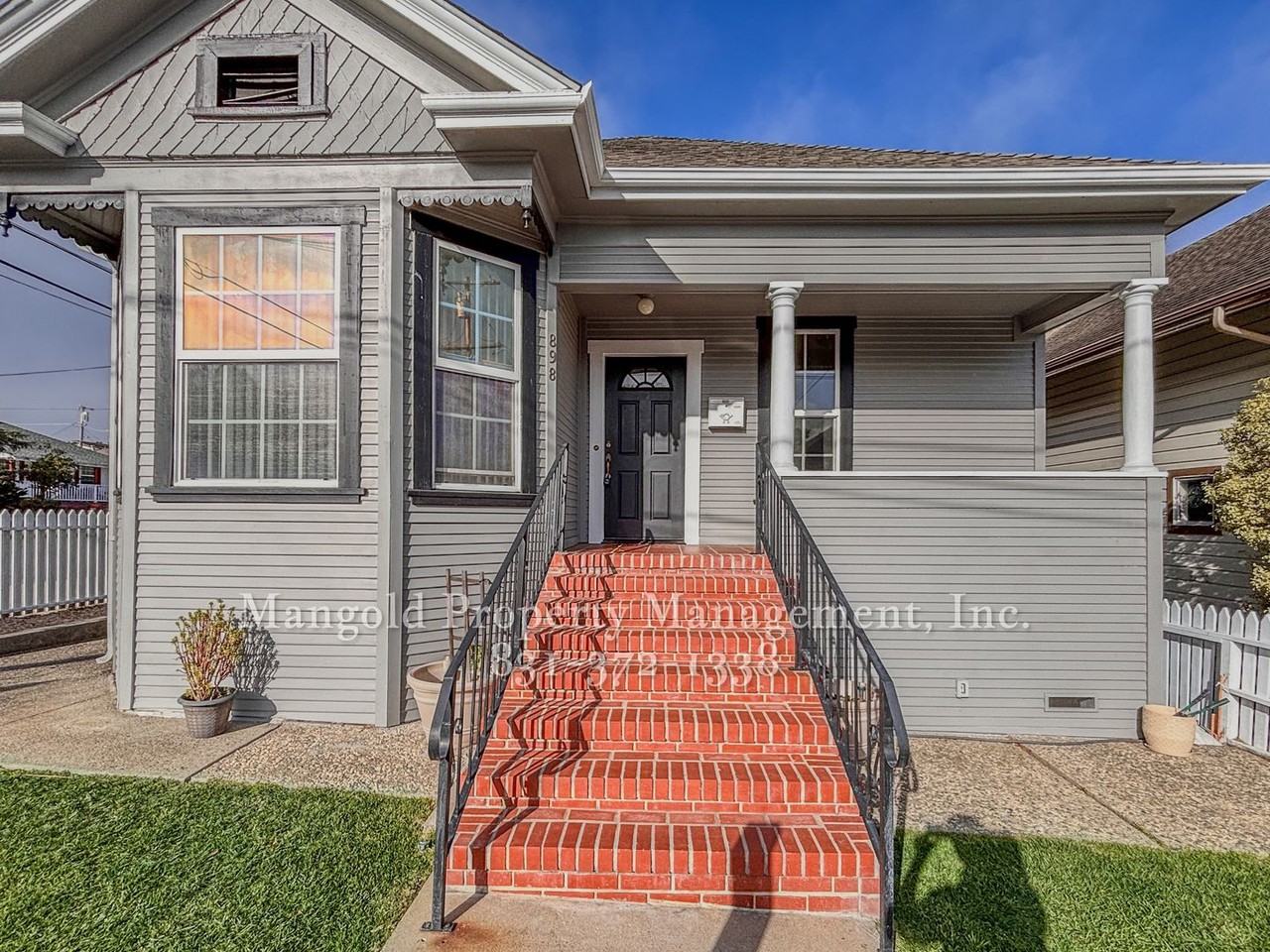 898 Hellam St - Photo 3 of 15