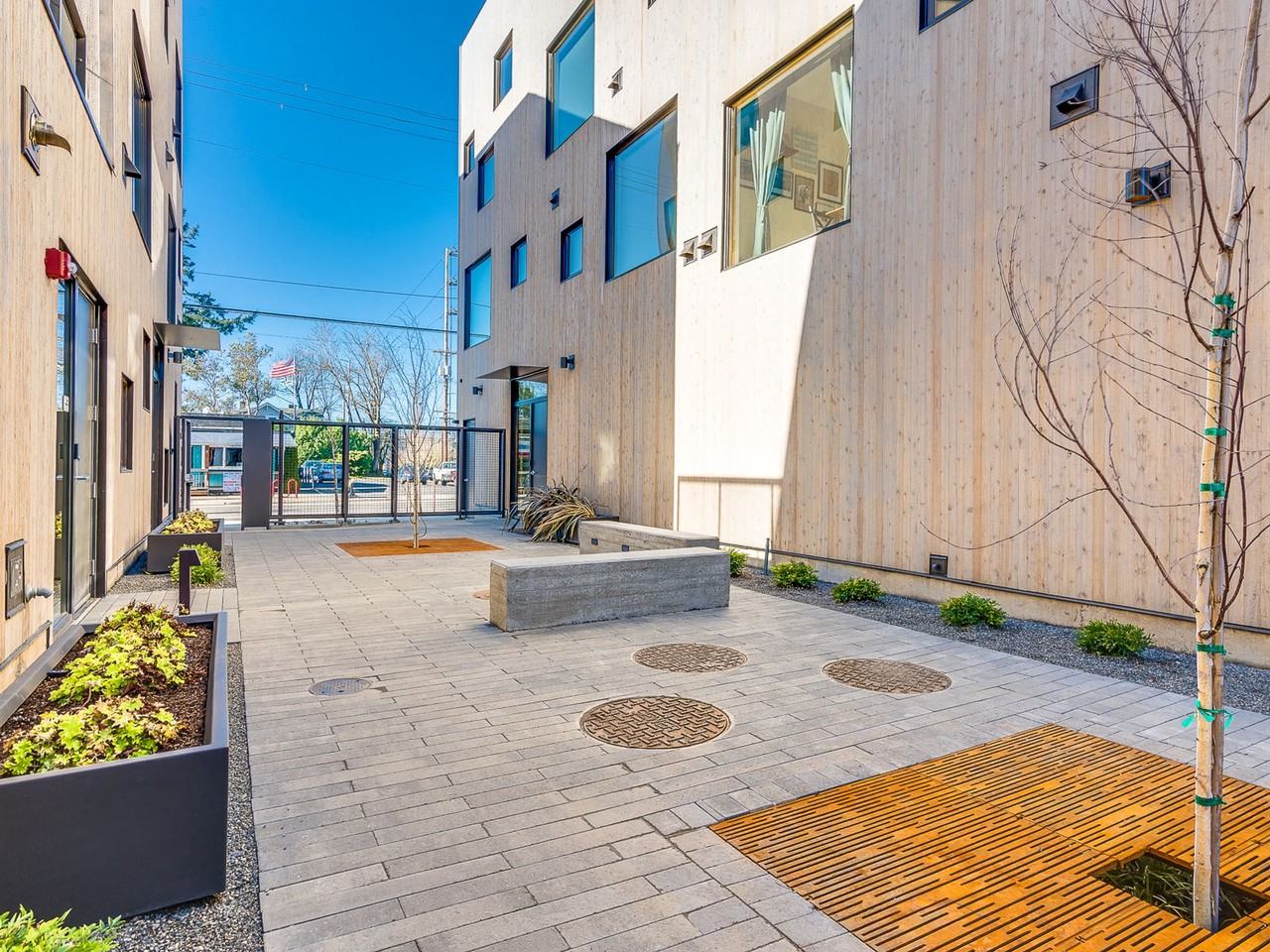 Overlook 2730 - Photo 5 of 11