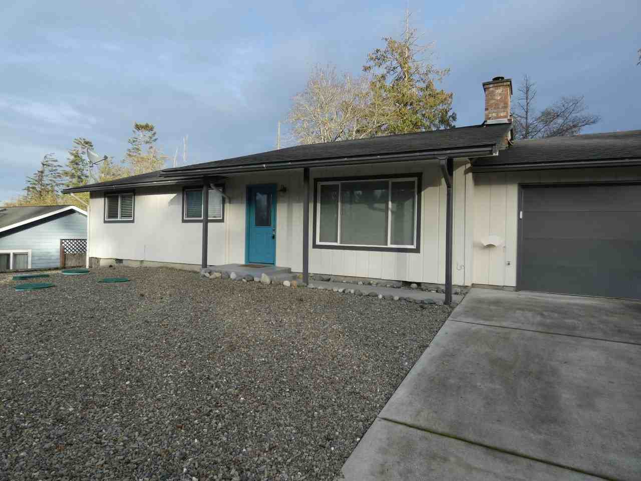 190 Stuart Dr - Photo 2 of 46