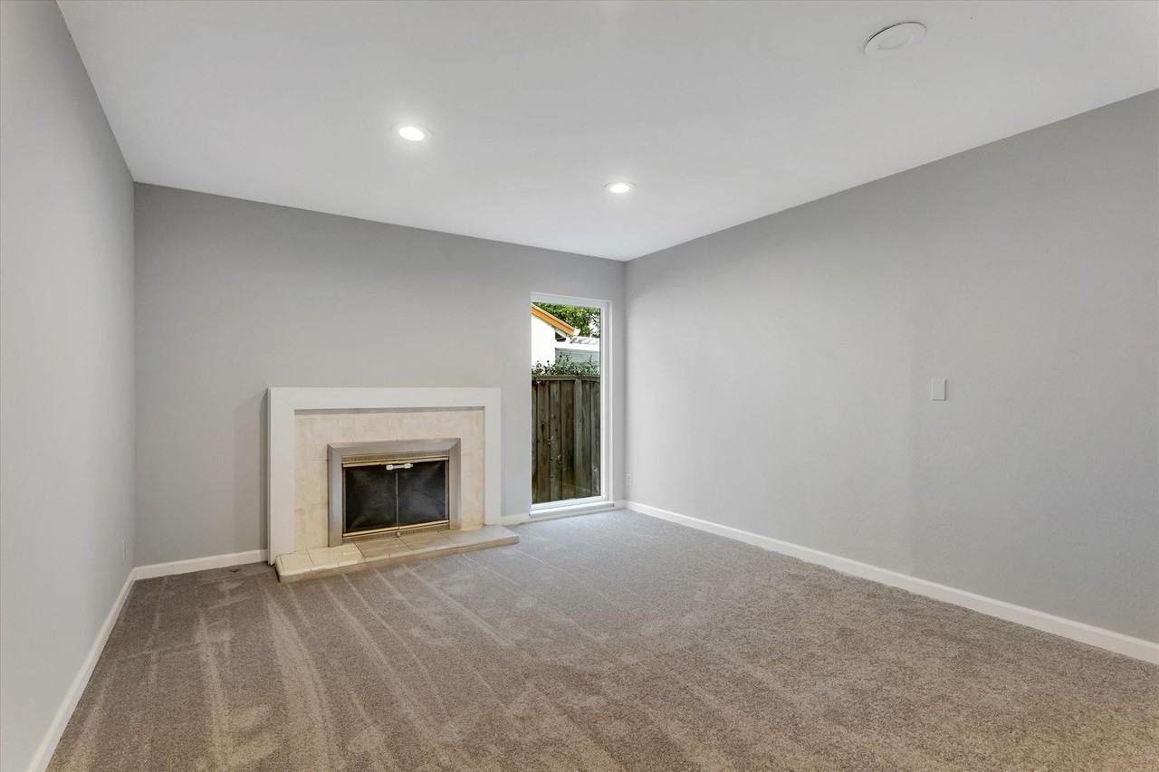 5930 Taormino Ave - Photo 7 of 39