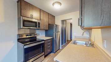 featured image of 650 Garfield St E