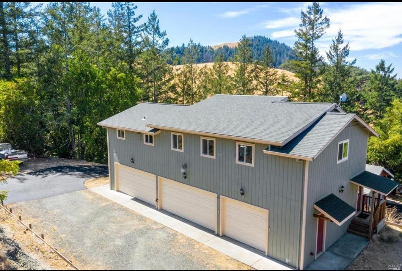 2320 Calistoga Rd - Photo 3 of 22