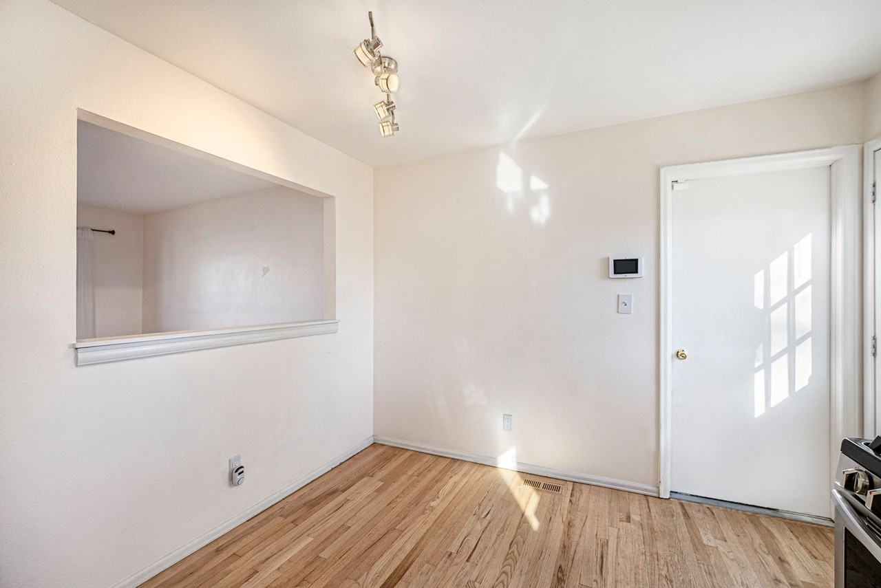 1840 Elmwood St - Photo 6 of 24