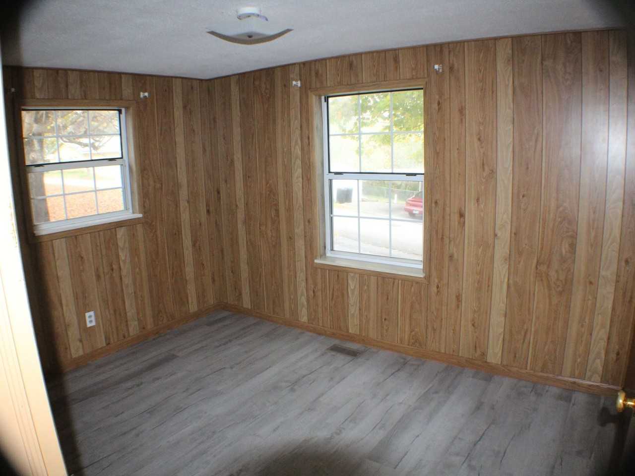 115 Greenbriar Dr - Photo 7 of 11