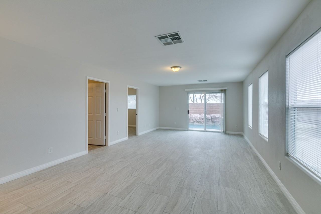 9468 Brewing Cloud Ave - Photo 7 of 50