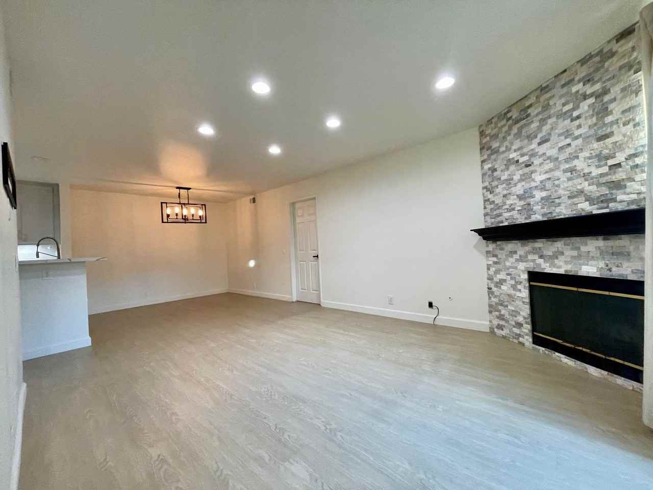 11517 Fury Ln #61 - Photo 2 of 21