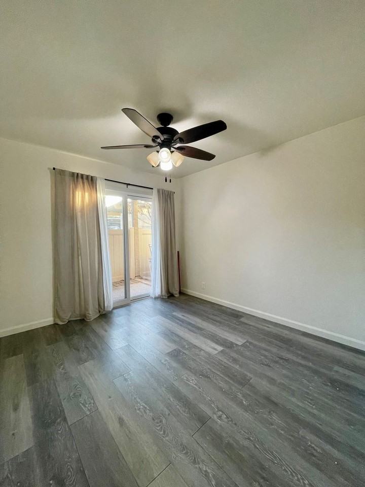 11517 Fury Ln #61 - Photo 5 of 21