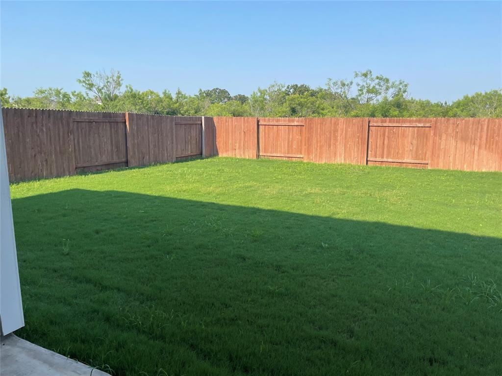 277 Gaida Loop - Photo 3 of 8