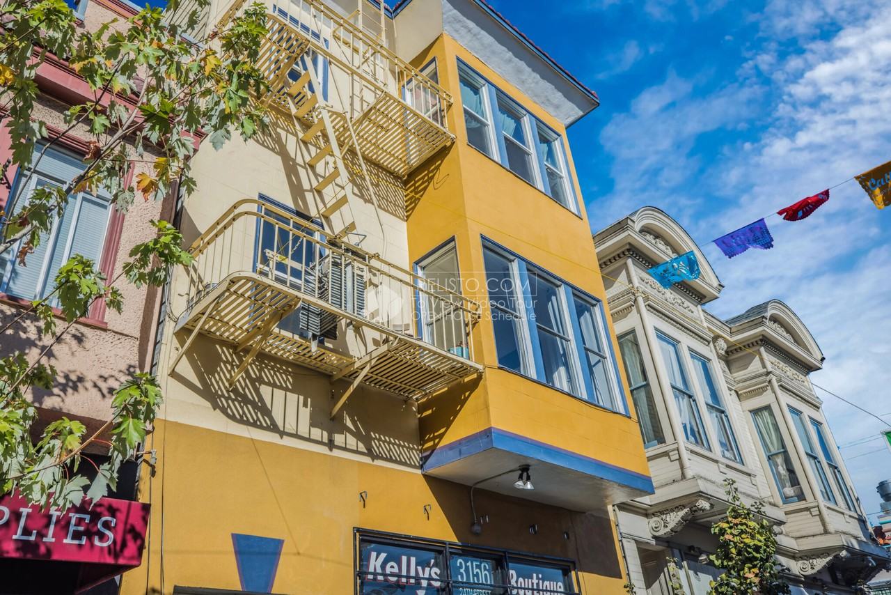 3158 24th St #5 - Photo 2 of 8