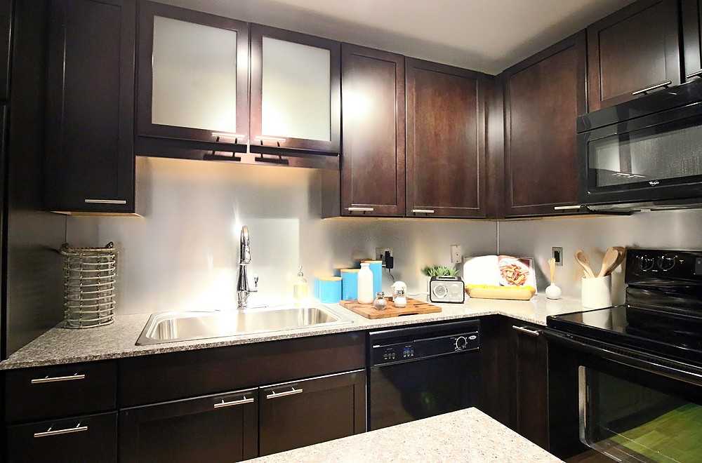 188 W Randolph St #2-2 - Photo 3 of 33