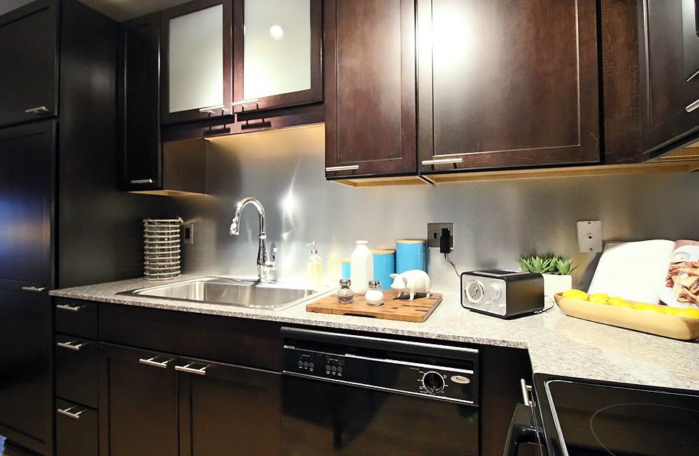 188 W Randolph St #2-2 - Photo 4 of 33