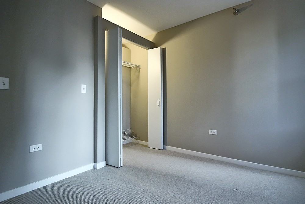188 W Randolph St #2-1 - Photo 6 of 26