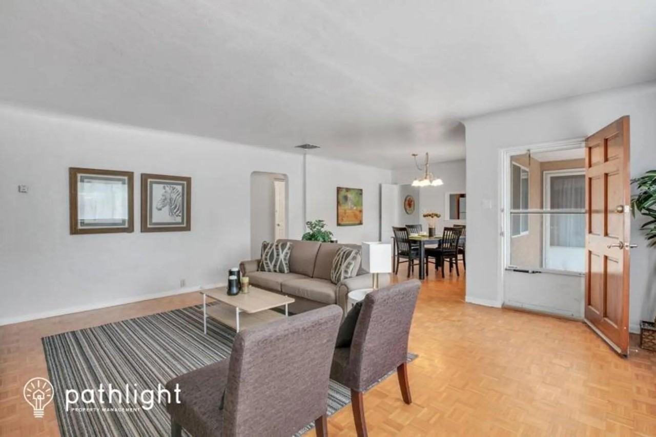 1423 Princeton Dr Ne - Photo 3 of 21